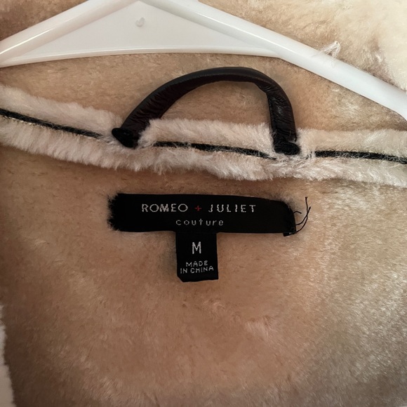 Romeo and Juliet Couture Faux fur lined faux leather dark brown medium EUC - Picture 3 of 6